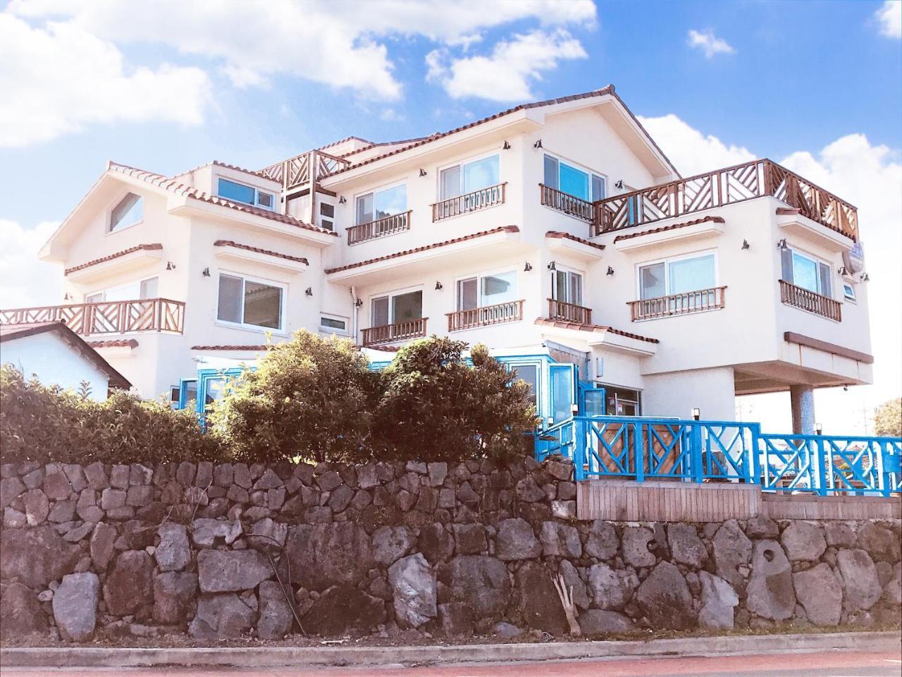 Tov Pension Seogwipo Exterior photo