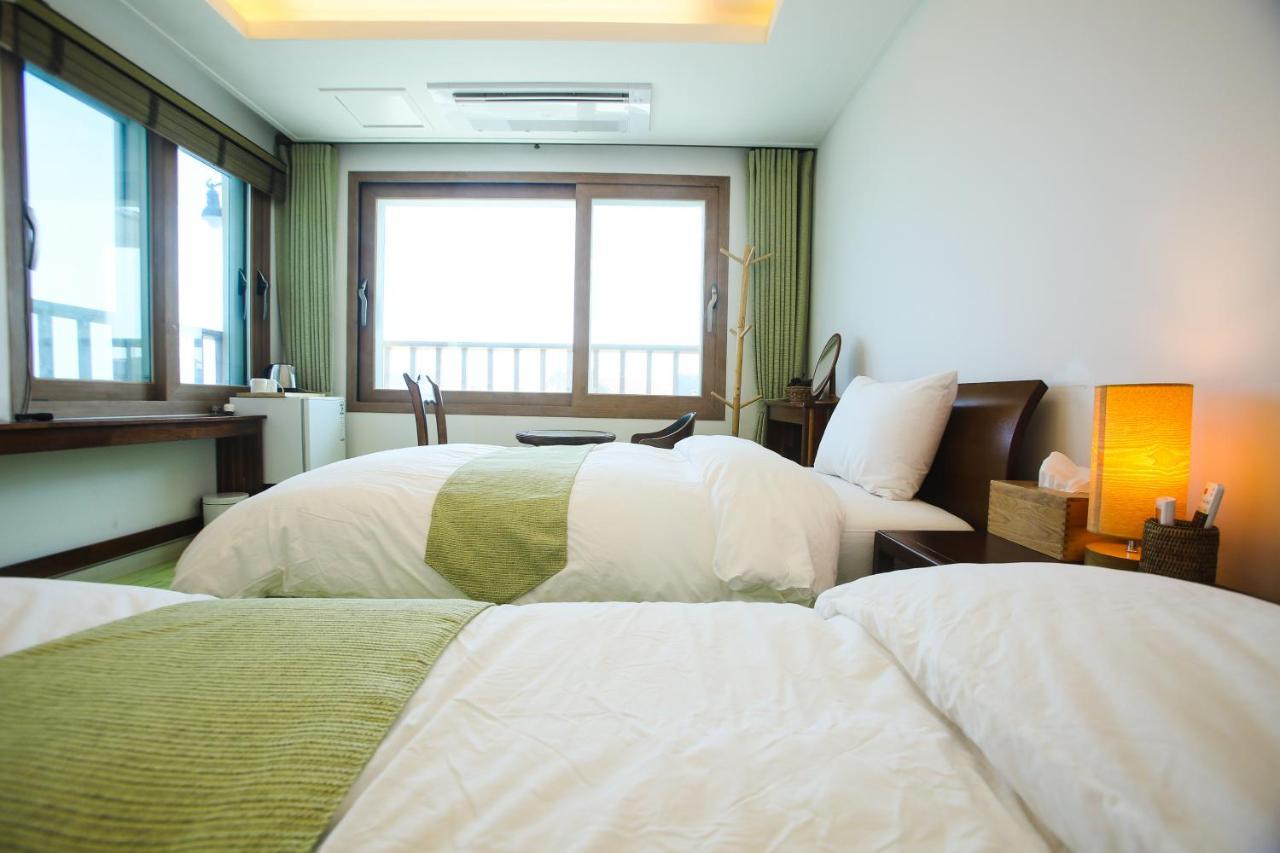 Tov Pension Seogwipo Exterior photo