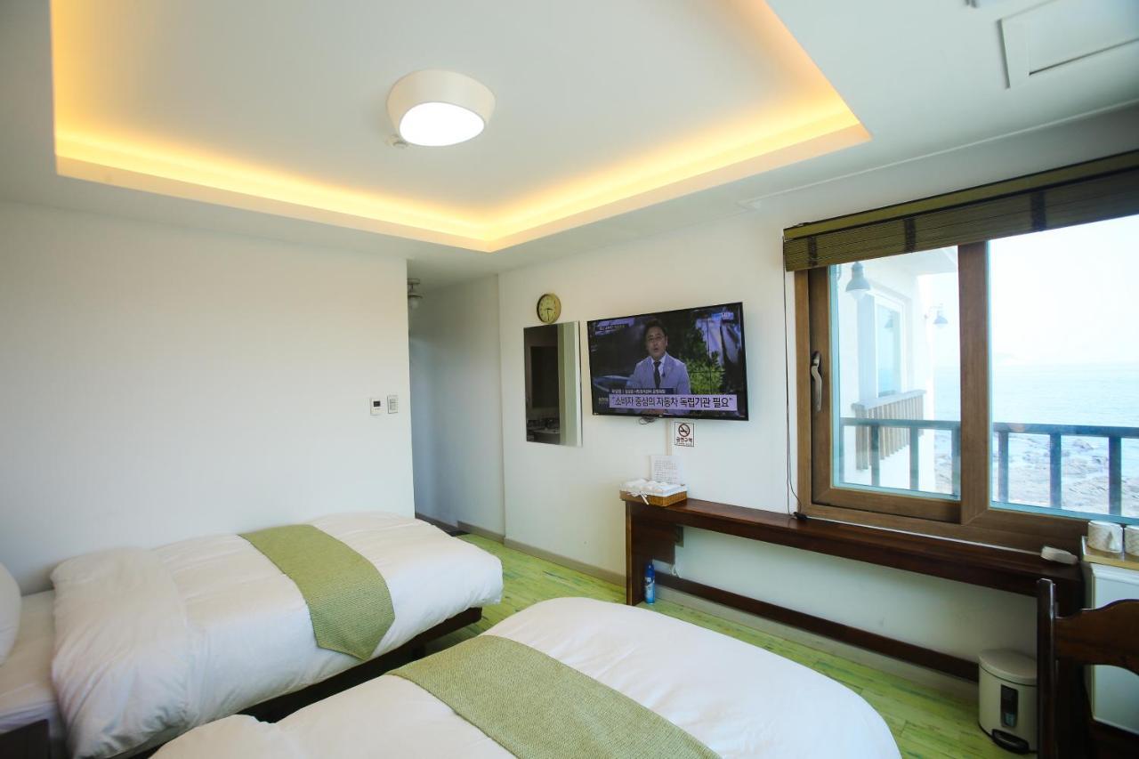 Tov Pension Seogwipo Exterior photo